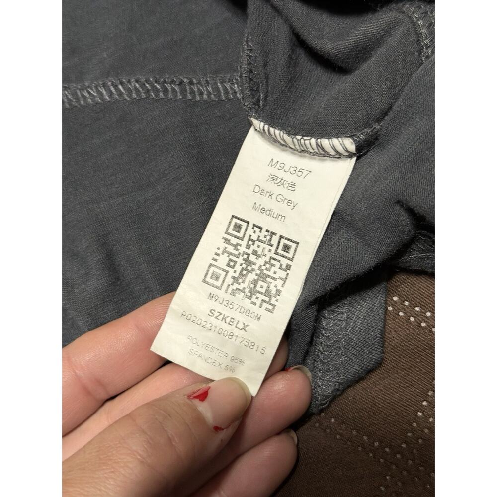 Women’s Long Sleeve Cropped Sharkbite Hem Tee In Dk. Gray -Size M - Picture 6 of 9